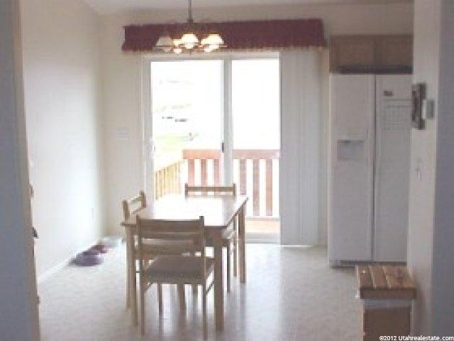 782 N 1725 W, Clinton, UT 84015 — photo 4