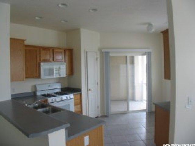 965 Courtyard Ln, Centerville, UT 84014 — photo 2