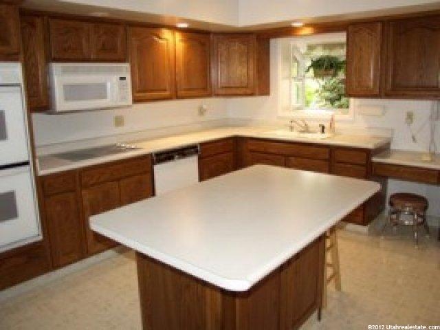 946 E Arlington Way, Bountiful, UT 84010 — photo 3