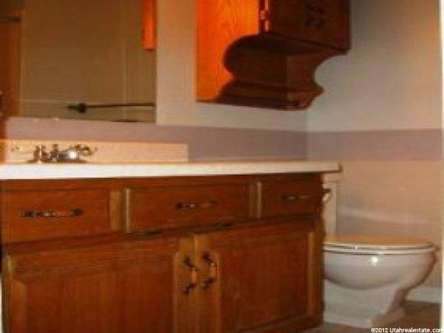 9864 S 2270 E, Sandy, UT 84092 — photo 4