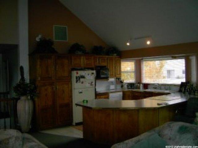 482 Gordon Cir, Tooele, UT 84074 — photo 4