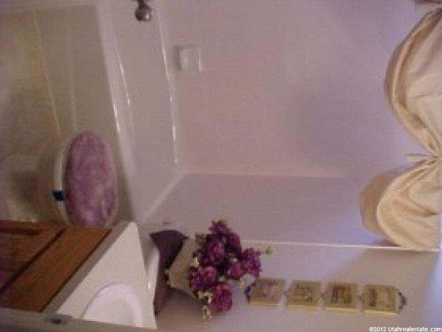 1821 N 2530 W, Clinton, UT 84015 — photo 7