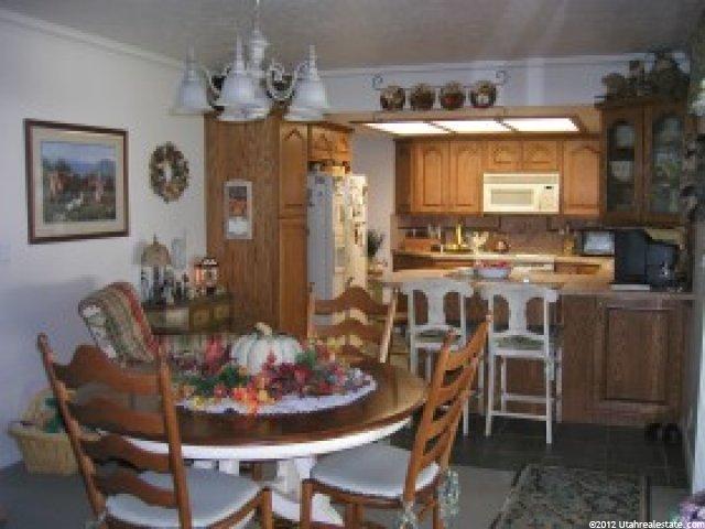 221 E 200 N, Kaysville, UT 84037 — photo 4