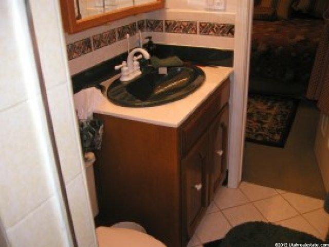 221 E 200 N, Kaysville, UT 84037 — photo 6