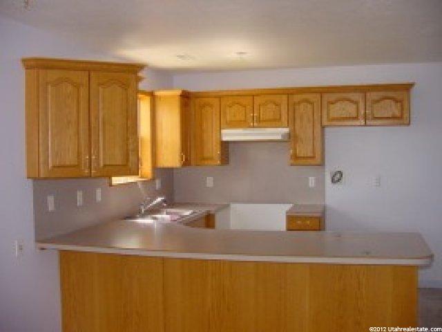 389 Downs Dr, Ogden, UT 84404 — photo 2