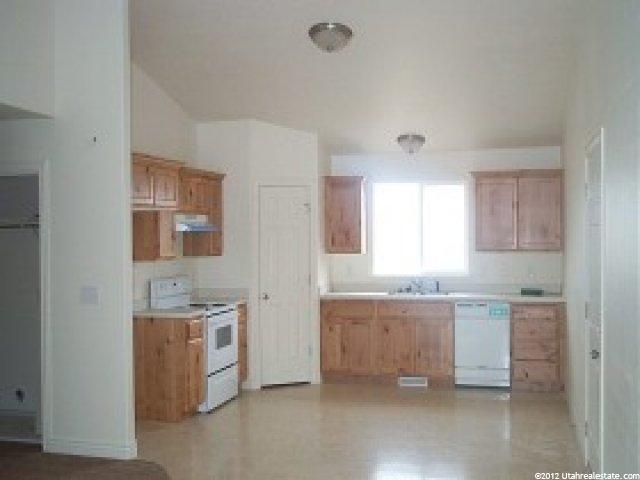 143 N 910 E, Santaquin, UT 84655 — photo 2