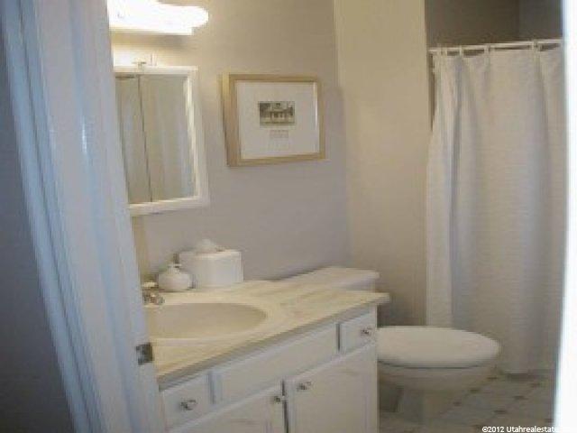 1167 E Cherry Ln, Layton, UT 84040 — photo 2