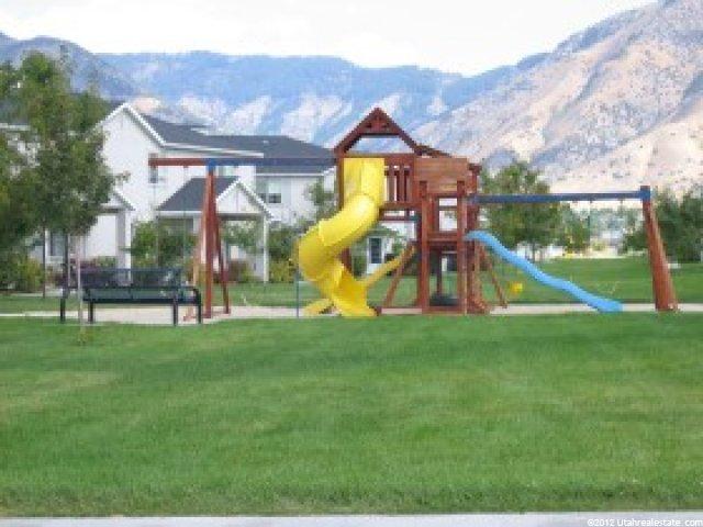 10 N Somerset Pl, Logan, UT 84341 — photo 2