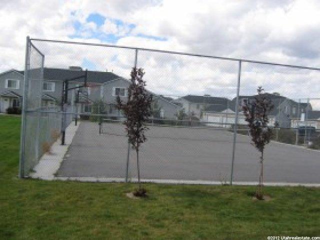 10 N Somerset Pl, Logan, UT 84341 — photo 3
