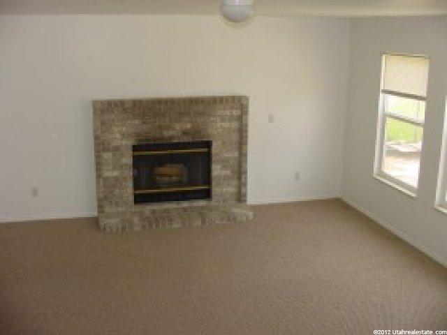 5429 S 3400 W, Roy, UT 84067 — photo 4