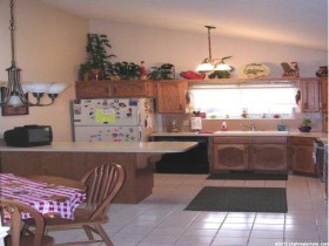956 N 1475 E, Layton, UT 84040 — photo 4