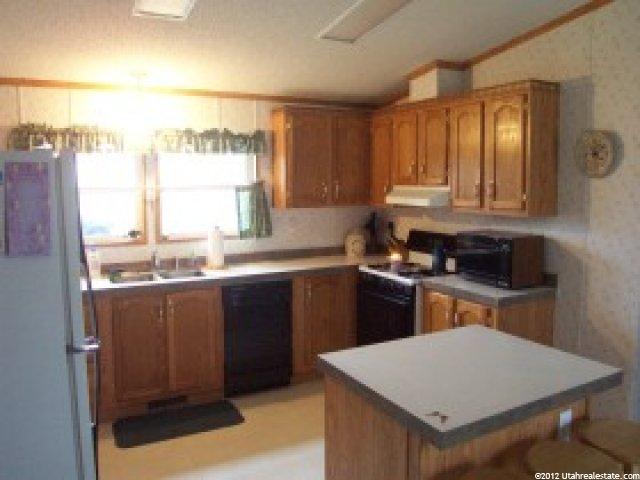 5187 S 2875 W, Roy, UT 84067 — photo 3