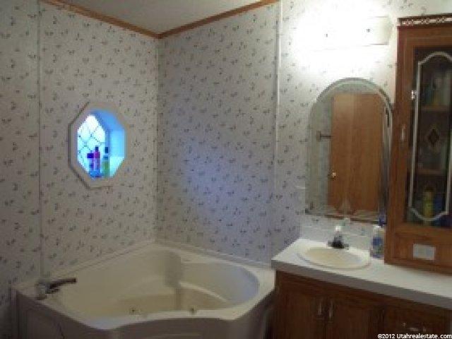 5187 S 2875 W, Roy, UT 84067 — photo 5