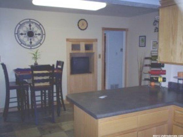 293 E 600 S, Bountiful, UT 84010 — photo 3