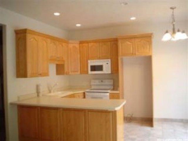 7978 Cypress Pine Cv, Sandy, UT 84070 — photo 3
