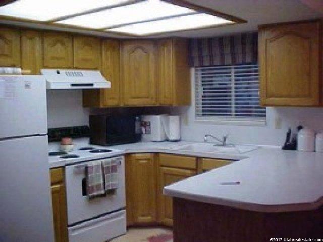 5069 S 3025 W, Roy, UT 84067 — photo 3