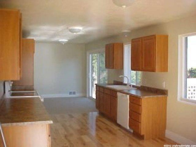 362 W 3300 S, Bountiful, UT 84010 — photo 5