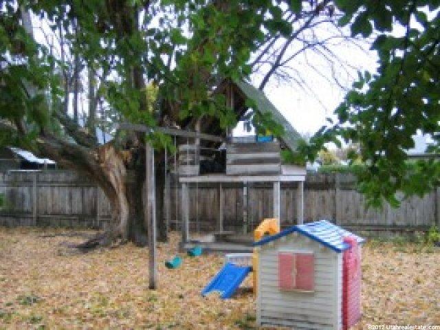 135 W 300 N, Logan, UT 84321 — photo 4