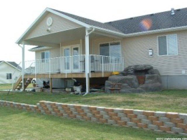 3958 N 2750 W, Farr West, UT 84404 — photo 2