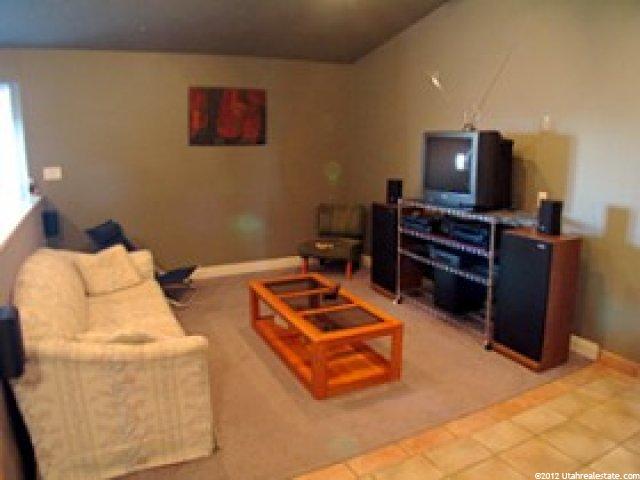 3464 W 1580 N, Clinton, UT 84015 — photo 2