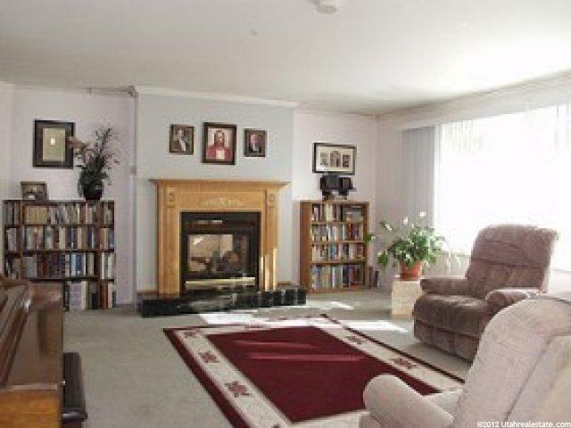 9206 Quail Run Dr, Sandy, UT 84093 — photo 2