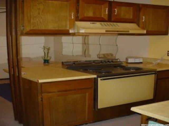 88 W 50 S, Centerville, UT 84014 — photo 4