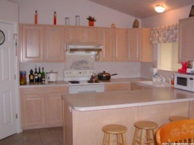736 W 1275 N, Farmington, UT 84025 — photo 2