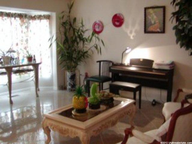736 W 1275 N, Farmington, UT 84025 — photo 3