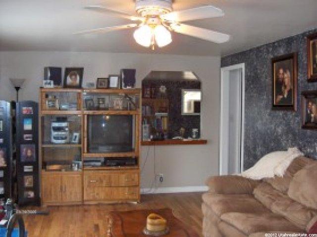 1382 Hudson St, Ogden, UT 84404 — photo 2