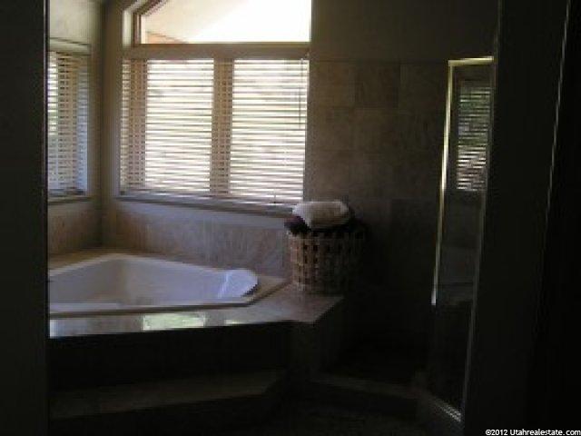 2092 E Bear Mountain Dr S, Draper, UT 84020 — photo 5