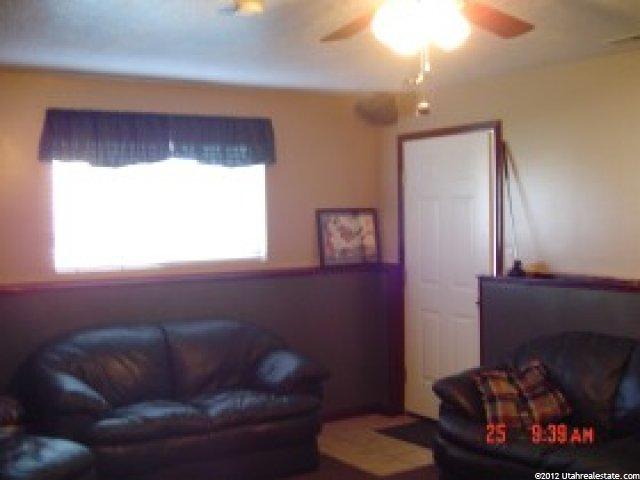 1877 N 2475 W, Clinton, UT 84015 — photo 3