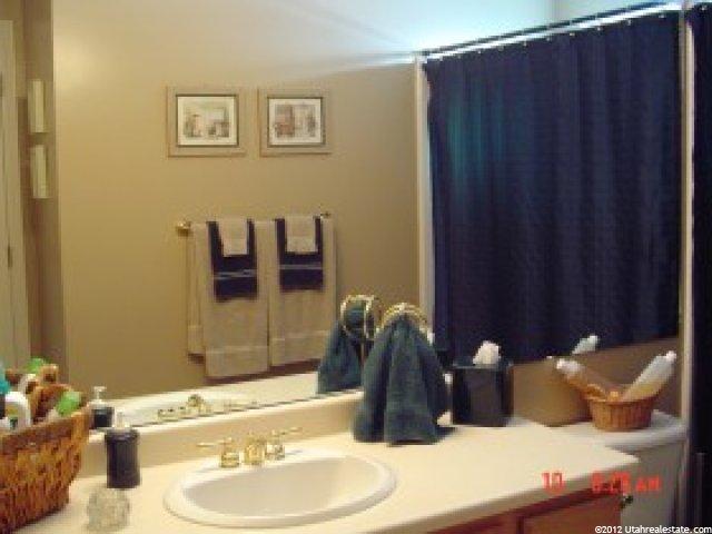 1877 N 2475 W, Clinton, UT 84015 — photo 7