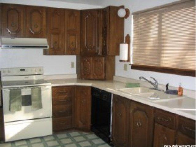 8169 S 230 E, Sandy, UT 84070 — photo 5