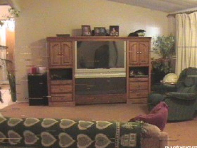 212 Eastgate Dr, Sandy, UT 84070 — photo 3