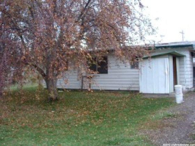 215 E Center St, Grace, ID 83241 — photo 2