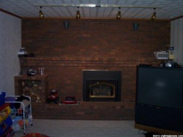 488 W 4050 N, Pleasant View, UT 84414 — photo 6