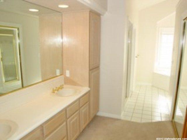 9210 Wedgefield Dr, Sandy, UT 84093 — photo 5