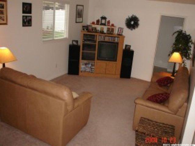 1577 N 160 W, Layton, UT 84041 — photo 3