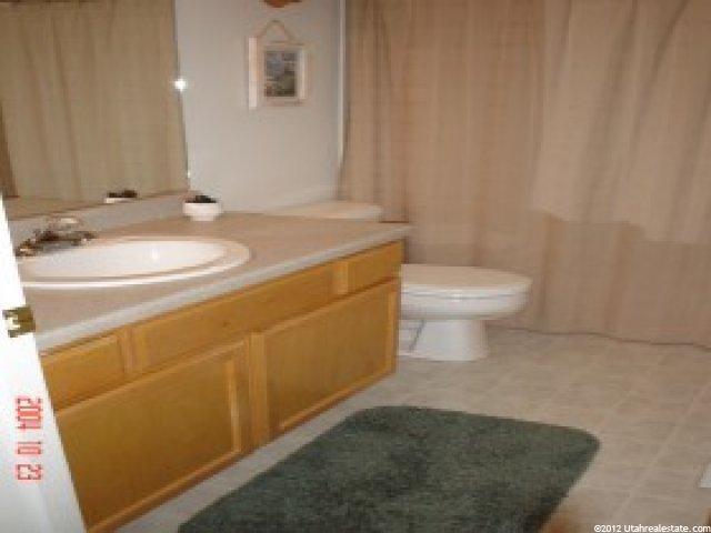 1577 N 160 W, Layton, UT 84041 — photo 4