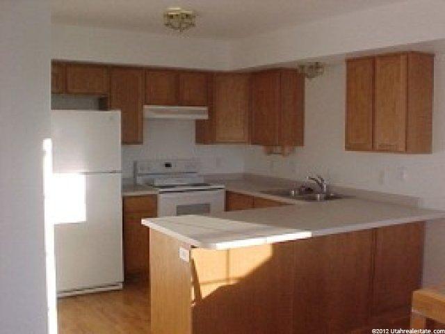 939 N 1125 W, Layton, UT 84041 — photo 2
