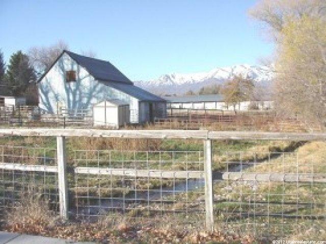 191 E Main St, Hyrum, UT 84319 — photo 2