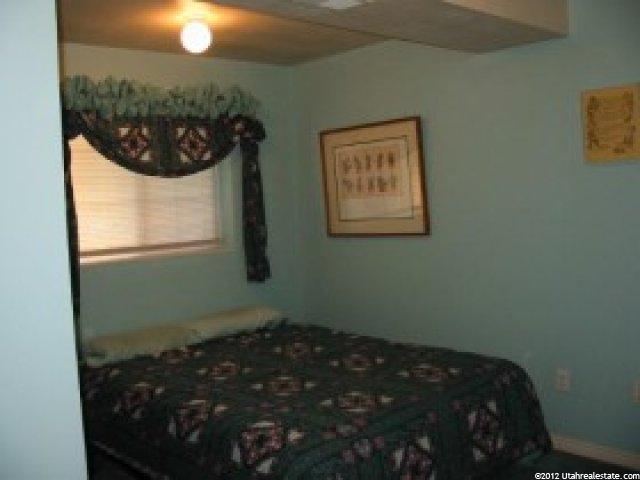 424 W 225 S, Layton, UT 84041 — photo 6