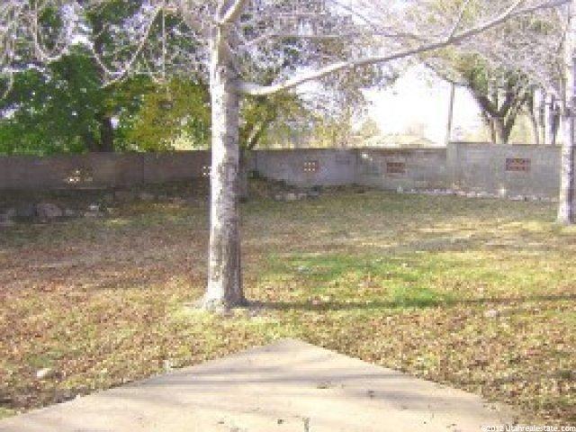 684 Ann St, Clearfield, UT 84015 — photo 2