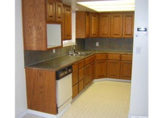 684 Ann St, Clearfield, UT 84015 — photo 4