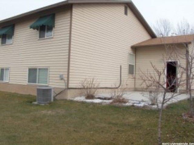 5747 S 2900 W, Roy, UT 84067 — photo 2