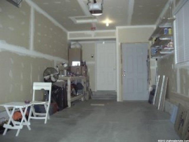 128 W 2525 N, Harrisville, UT 84414 — photo 8