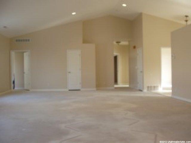 849 Rosewood Ln, Layton, UT 84041 — photo 2