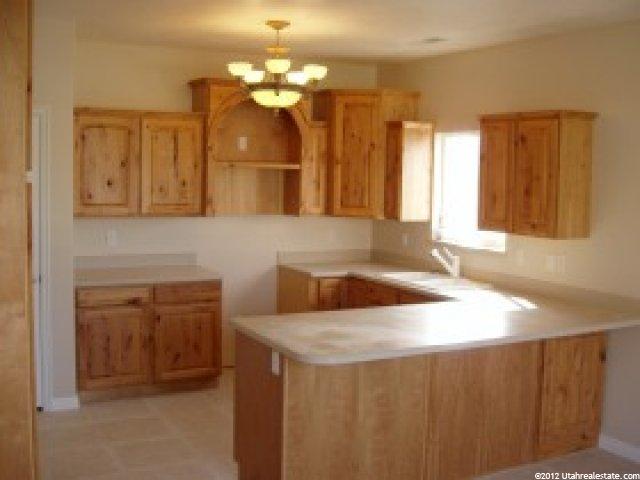 849 Rosewood Ln, Layton, UT 84041 — photo 5