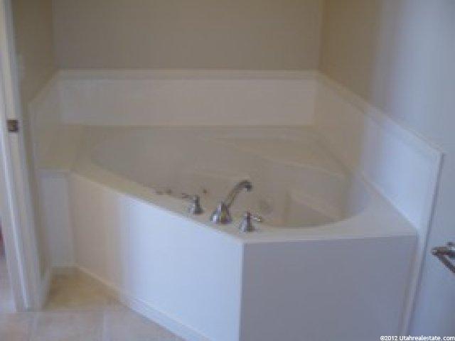 849 Rosewood Ln, Layton, UT 84041 — photo 6