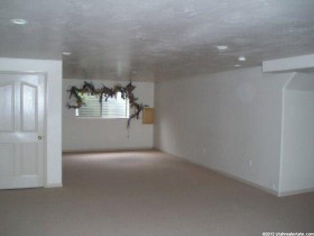 132 Coventry Ln, North Salt Lake, UT 84054 — photo 2